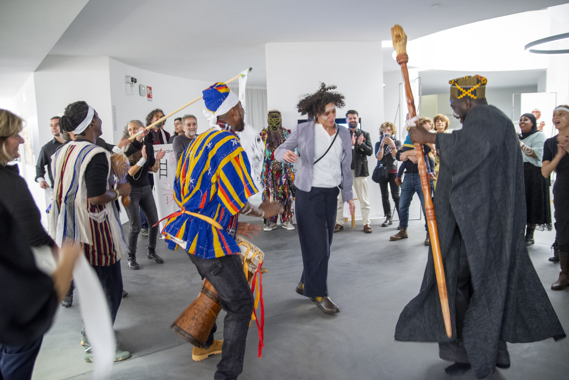 Cross-cultural dialogues on decolonising heritage and identity